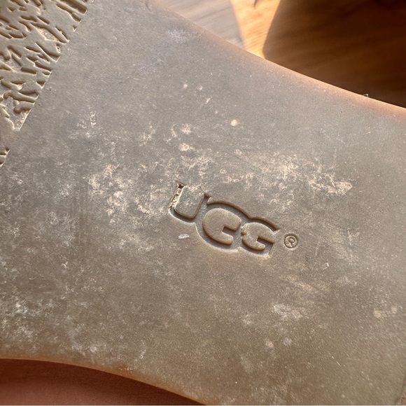 UGG Tan Heeled Boots with Slouchy Back Bow Tie Design Size 9 Wood Heel Mid-calf - Picture 13 of 16